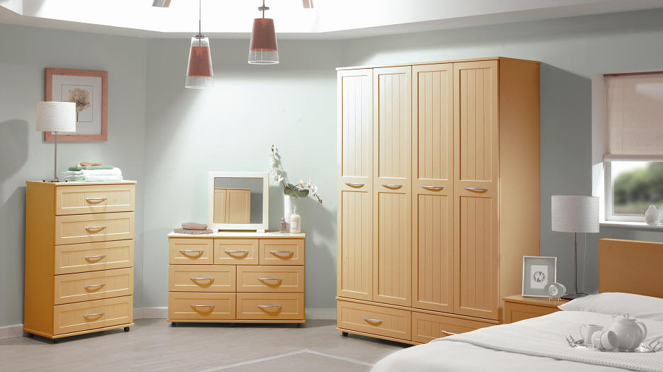 Five Essential Bedroom Furniture Pieces